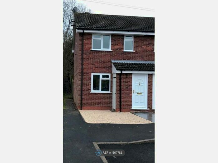 2 Bedroom Terraced House To Rent In Kersbrook Close, Stoke-On-Trent, ST4