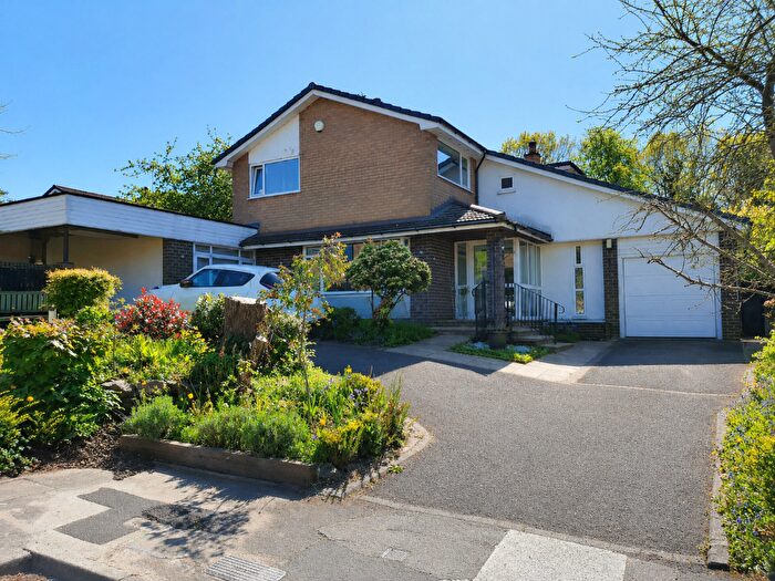 4 Bedroom Detached House For Sale In Edale Close, Leyland, Lancashire, PR25