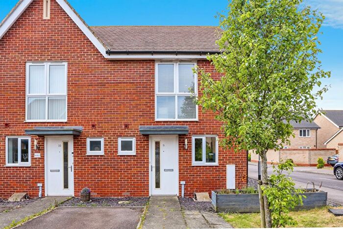 2 Bedroom End Of Terrace House For Sale In Gladiator Road, Upper Cambourne, Cambridge, CB23
