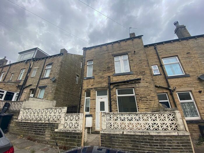 2 Bedroom Terraced House To Rent In Chelsea Street, Keighley, BD21