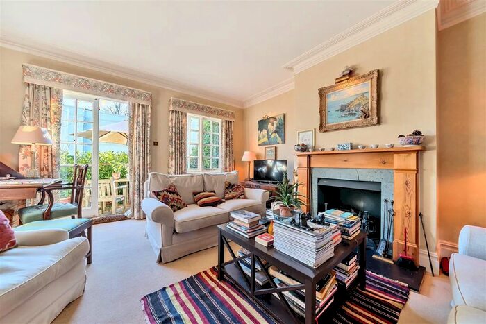 4 Bedroom Semi-Detached House To Rent In Boderton Mews, Burton Park, Petworth, West Sussex, GU28