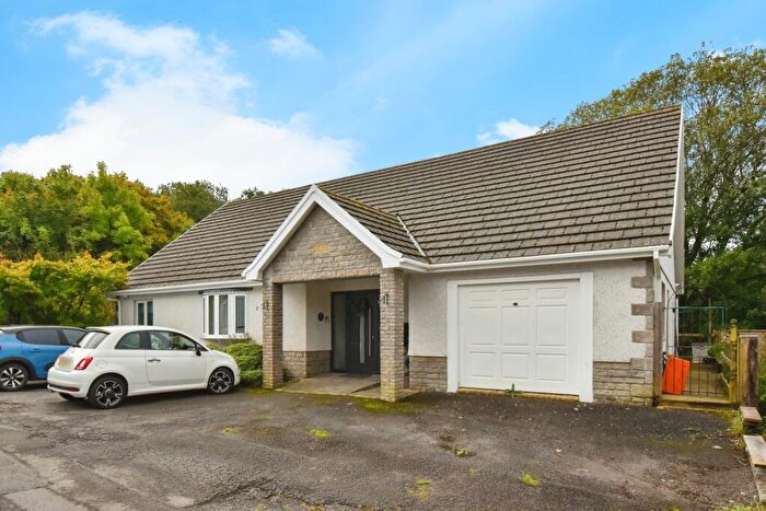 3 Bedroom Detached House For Sale In Deri Road, Glanamman, Ammanford, Carmarthenshire, SA18