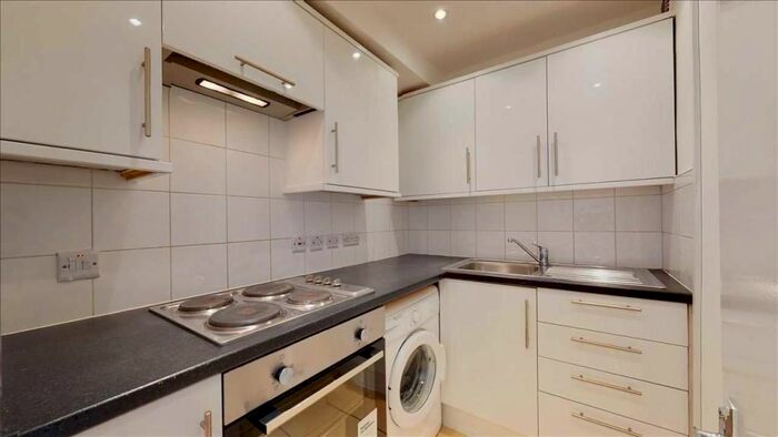 Studio To Rent In Euston Road, London, NW1