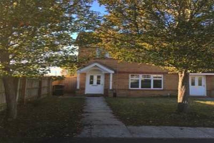 3 Bedroom House To Rent In Eaton Crescent, TA2