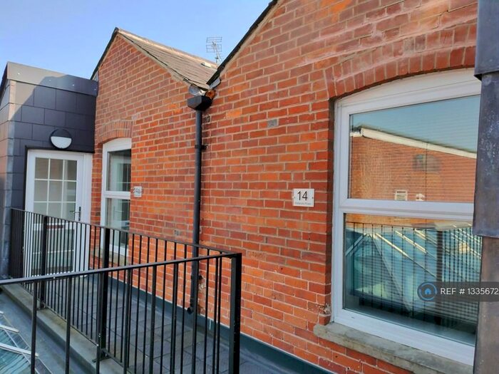 2 Bedroom Flat To Rent In Wellands Road, Southampton, SO43