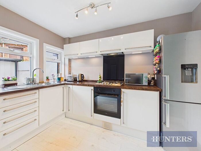 2 Bedroom End Of Terrace House For Sale In Hibernia Street, Scarborough, YO12