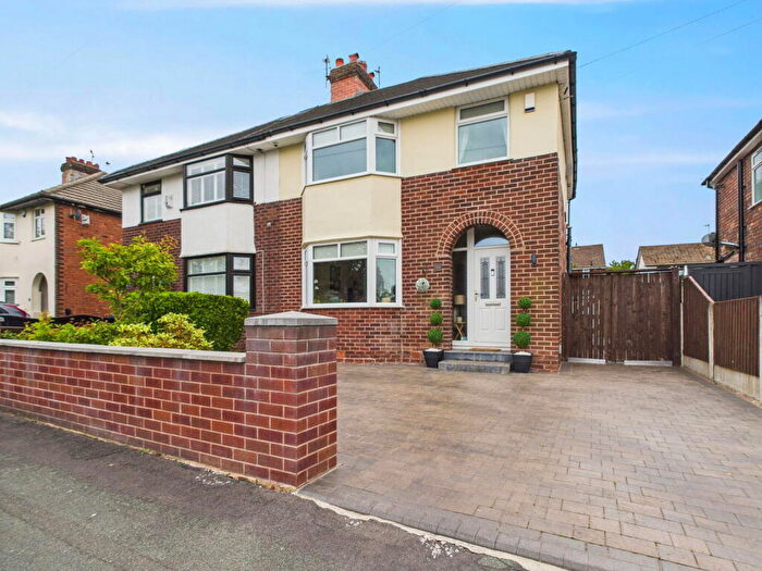 3 Bedroom Semi Detached House For Sale In Liverpool Road, Aughton, Ormskirk, L39