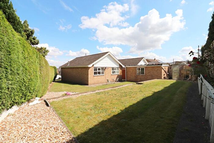 2 Bedroom Bungalow For Sale In Lark Rise, Scotter, Gainsborough, DN21