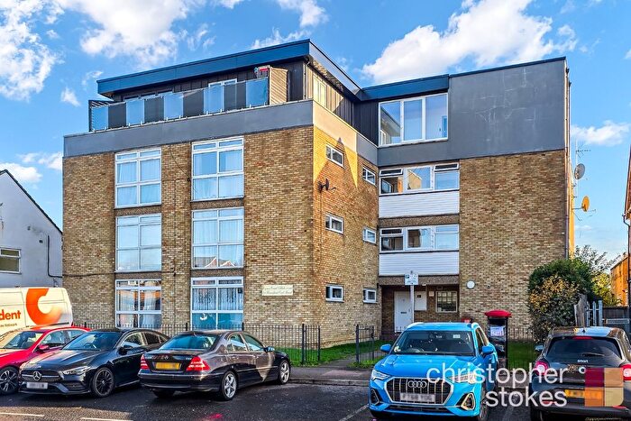 1 Bedroom Flat For Sale In Byron Court, Flamstead End Road, Cheshunt, Hertfordshire, EN8