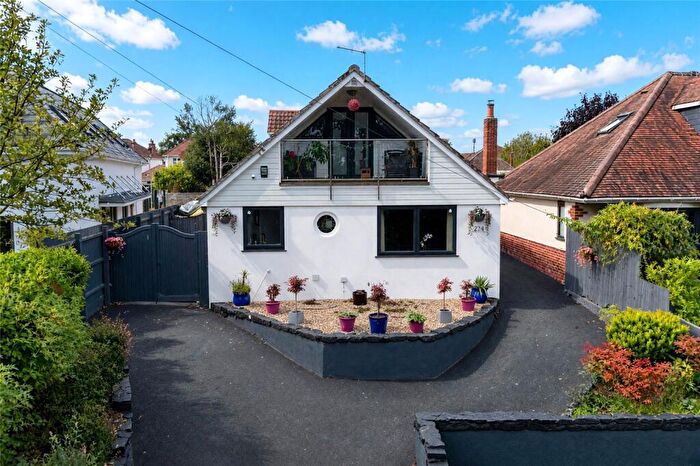4 Bedroom Detached House For Sale In Iford Lane, Southbourne, Bournemouth, Dorset, BH6