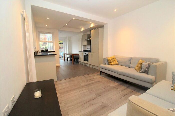 2 Bedroom Terraced House To Rent In Keens Road, Croydon, CR0