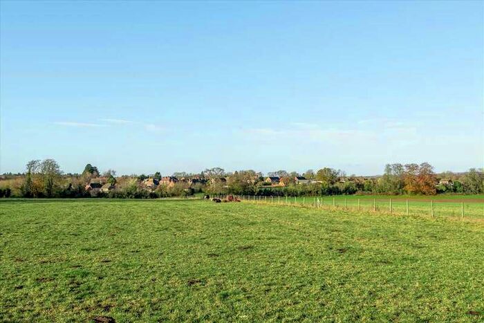 2 Bedroom Bungalow For Sale In Dell Bungalow, Salisbury Road, Abbotts Ann, SP11