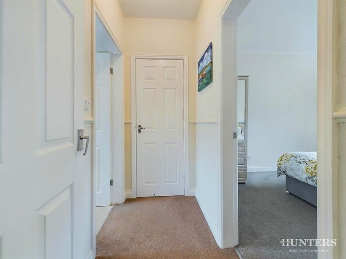 3 Bedroom Bungalow For Sale In First Street, Pont Bungalows, Leadgate, Consett, DH8