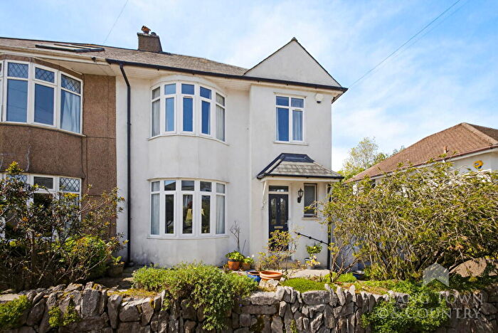 3 Bedroom Semi Detached House For Sale In Tor Road, Hartley, Plymouth, PL3