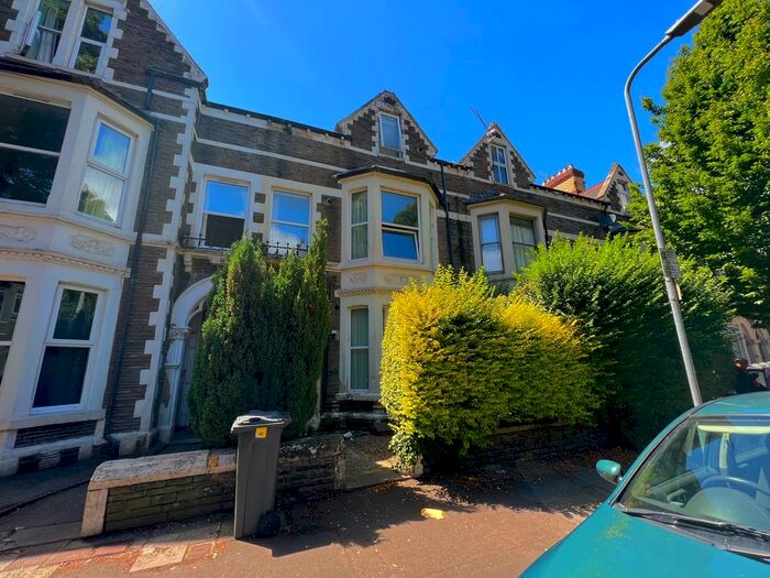 2 Bedroom Property To Rent In Connaught Road, Roath, Cardiff, CF24