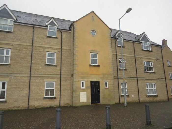 1 Bedroom Flat To Rent In Freestone Way, Corsham, SN13