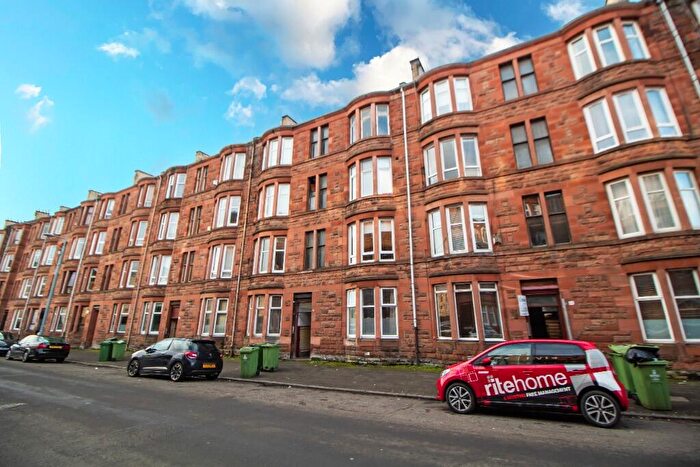 1 Bedroom Flat To Rent In Torrisdale Street, Queens Park, Glasgow, G42