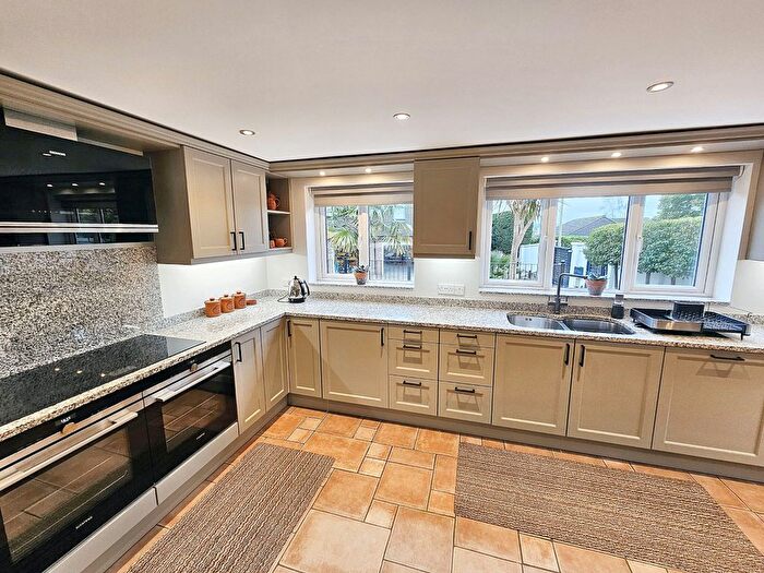 7 Bedroom Detached House For Sale In Tower Ride, Uckfield, TN22