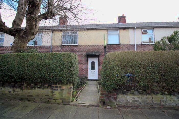 2 Bedroom Terraced House To Rent In West Street, Manchester, M24