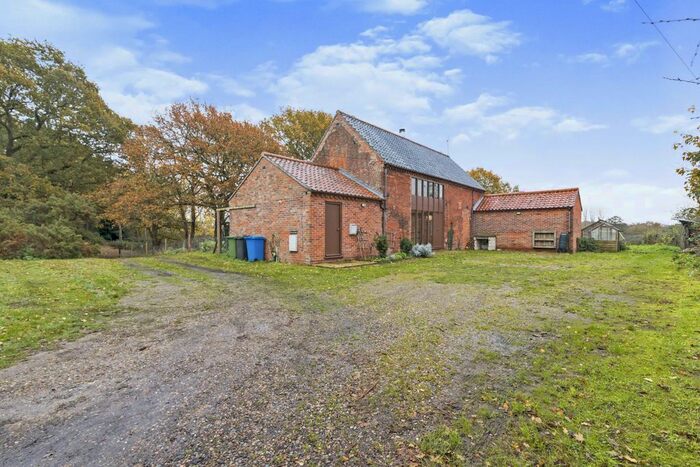 3 Bedroom Property To Rent In Frostenden Corner, Frostenden, Beccles, NR34