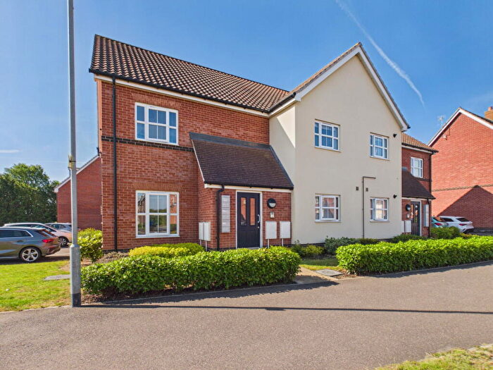 2 Bedroom Flat For Sale In Brooke Way, Stowmarket, IP14