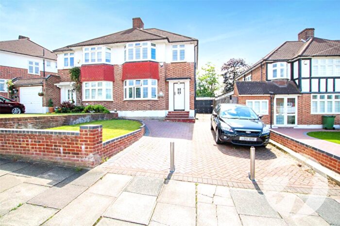 3 Bedroom Semi-Detached House For Sale In West Hallowes, London, SE9
