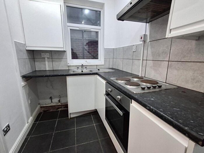 Studio To Rent In College Street, Leicester, LE2