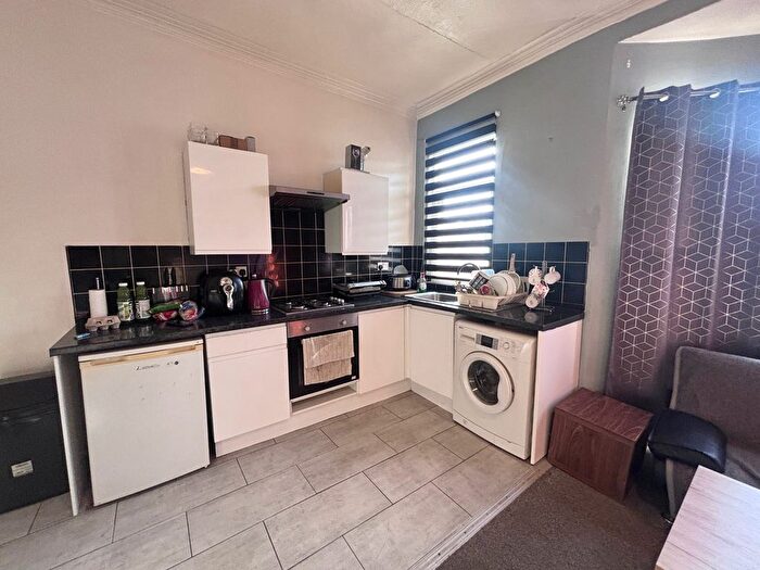 1 Bedroom Flat To Rent In St. Georges Road, Hull, HU3