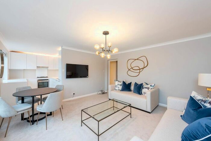 2 Bedroom Flat To Rent In Fulham Road, South Kensington, London, SW3