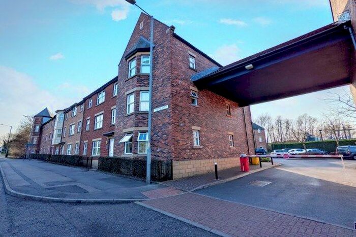 2 Bedroom Flat To Rent In Whitfield Court, Durham, DH1