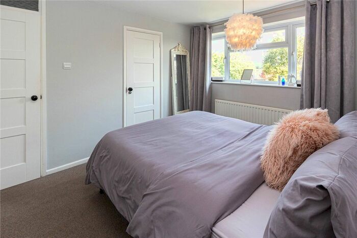 3 Bedroom Terraced House For Sale In Shepherds Way, Harpenden, Hertfordshire, AL5