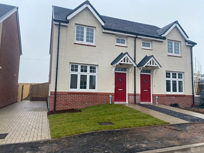 3 Bedroom Semi-Detached House For Sale In Dol Y Dderwen, Llangain, SA33
