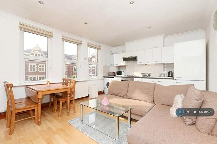 3 Bedroom Flat To Rent In Stroud Green Road, London, N4
