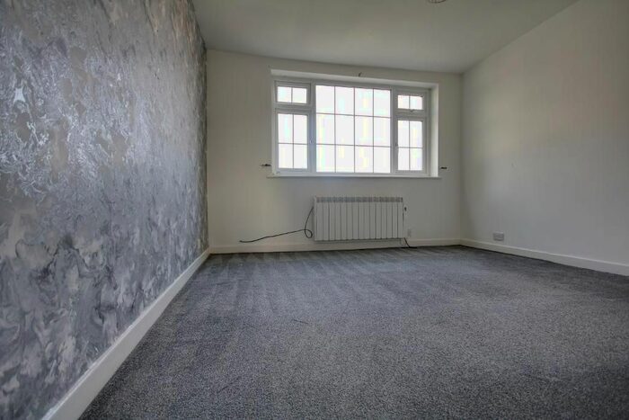 2 Bedroom Flat To Rent In Liverpool Road, Chestnut Lodge, Widnes, WA8