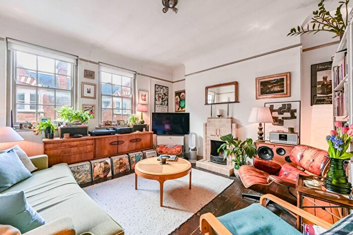 2 Bedroom Flat For Sale In Newcastle House, Marylebone, London, W1U