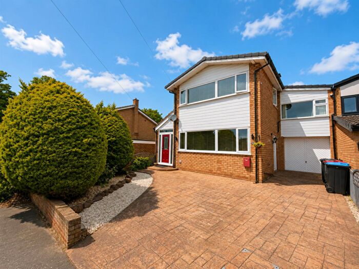 4 Bedroom Link Detached House For Sale In Dawn Close, Ness, Neston, CH64