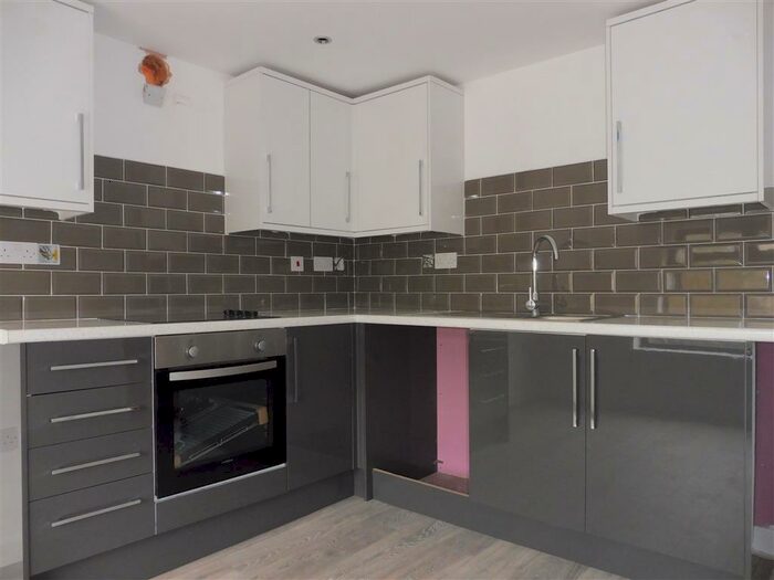 1 Bedroom Apartment To Rent In Claude Road, Cardiff, CF24