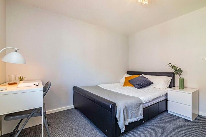 1 Bedroom House Of Multiple Occupation To Rent In Hawton Crescent, Nottingham, NG8