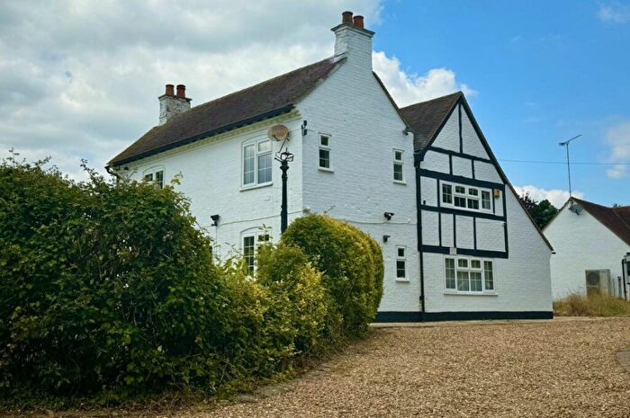 2 Bedroom House To Rent In Farmhouse, SL2