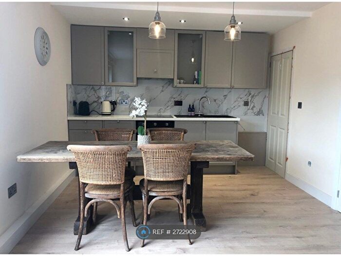 2 Bedroom Flat To Rent In Forest Row, Forest Row, RH18