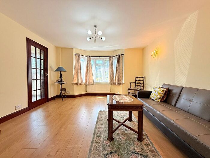 3 Bedroom Semi-detached House To Rent In Bagshot Green, Bagshot, GU19