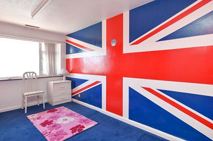 4 Bedroom Terraced House For Sale In Gunners Road, Shoeburyness, Essex, SS3