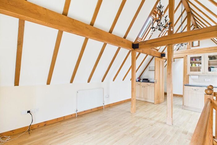 2 Bedroom Character Property To Rent In A London Road, Wansford, Peterborough, Cambridgeshire, PE8