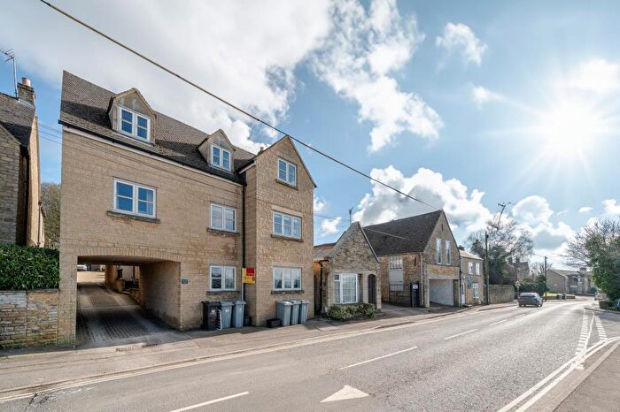 1 Bedroom Flat For Sale In Chipping Norton, Oxfordshire, OX7