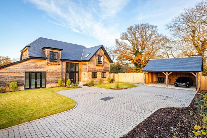 5 Bedroom Detached House For Sale In Oldencraig Mews, Lingfield, RH7