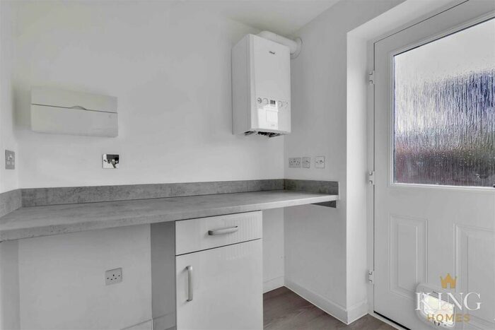 4 Bedroom Detached House For Sale In Sycamore Gardens, Meon Vale, Stratford-Upon-Avon, CV37