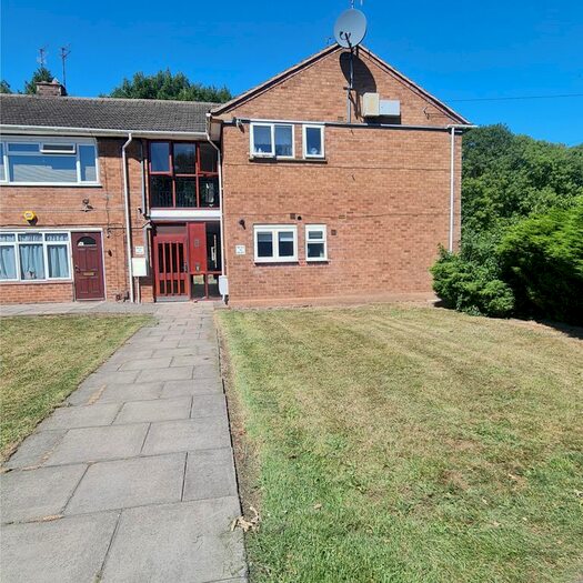 2 Bedroom Flat To Rent In Westacre Crescent, Wolverhampton, WV3