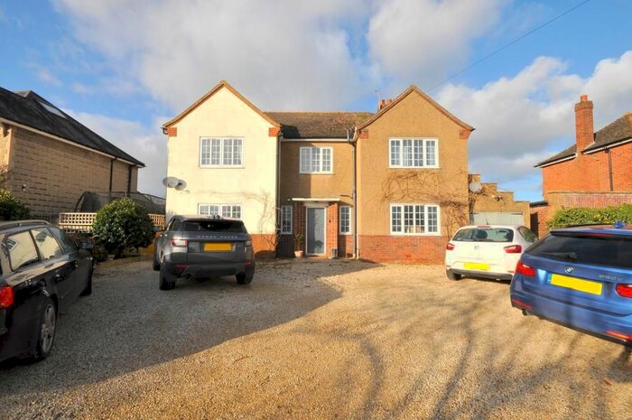 5 Bedroom Detached House For Sale In Beanacre, Melksham, SN12