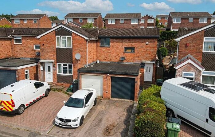 3 Bedroom End Of Terrace House For Sale In Woodland Rise, Lydney, GL15