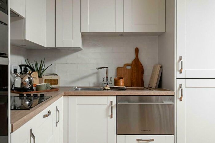 2 Bedroom Retirement Property For Sale In Steepleton Court Cirencester Road Tetbury, GL8